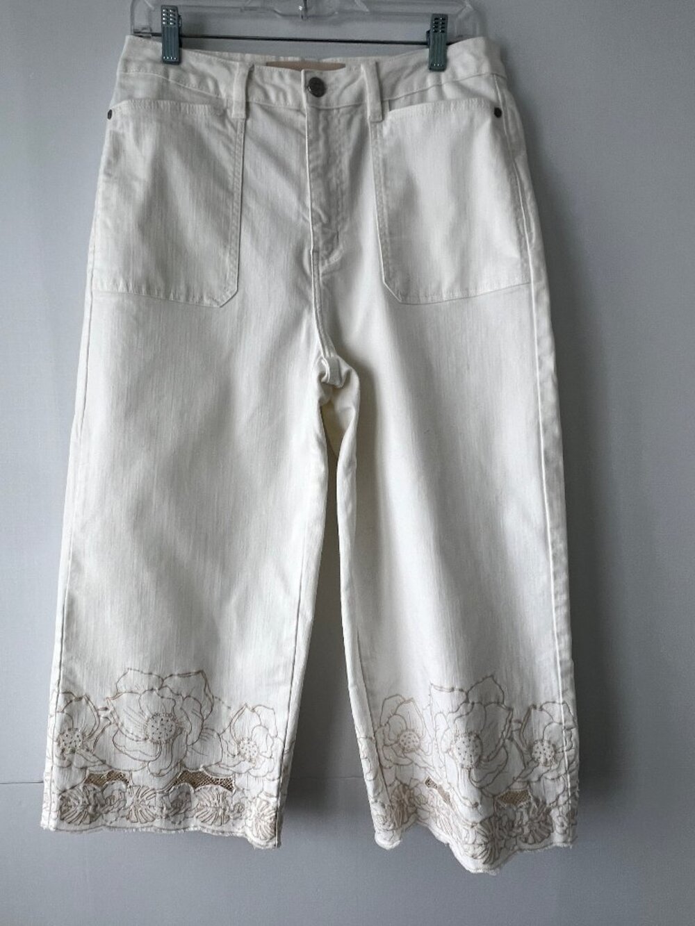 Soft Surroundings Cream Pants with Embroidery and Floral Cutwork Design, Size 12
